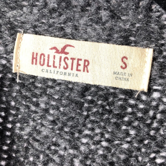 Hollister Tattered Grey Shawl - Cardigan - Picture 8 of 8